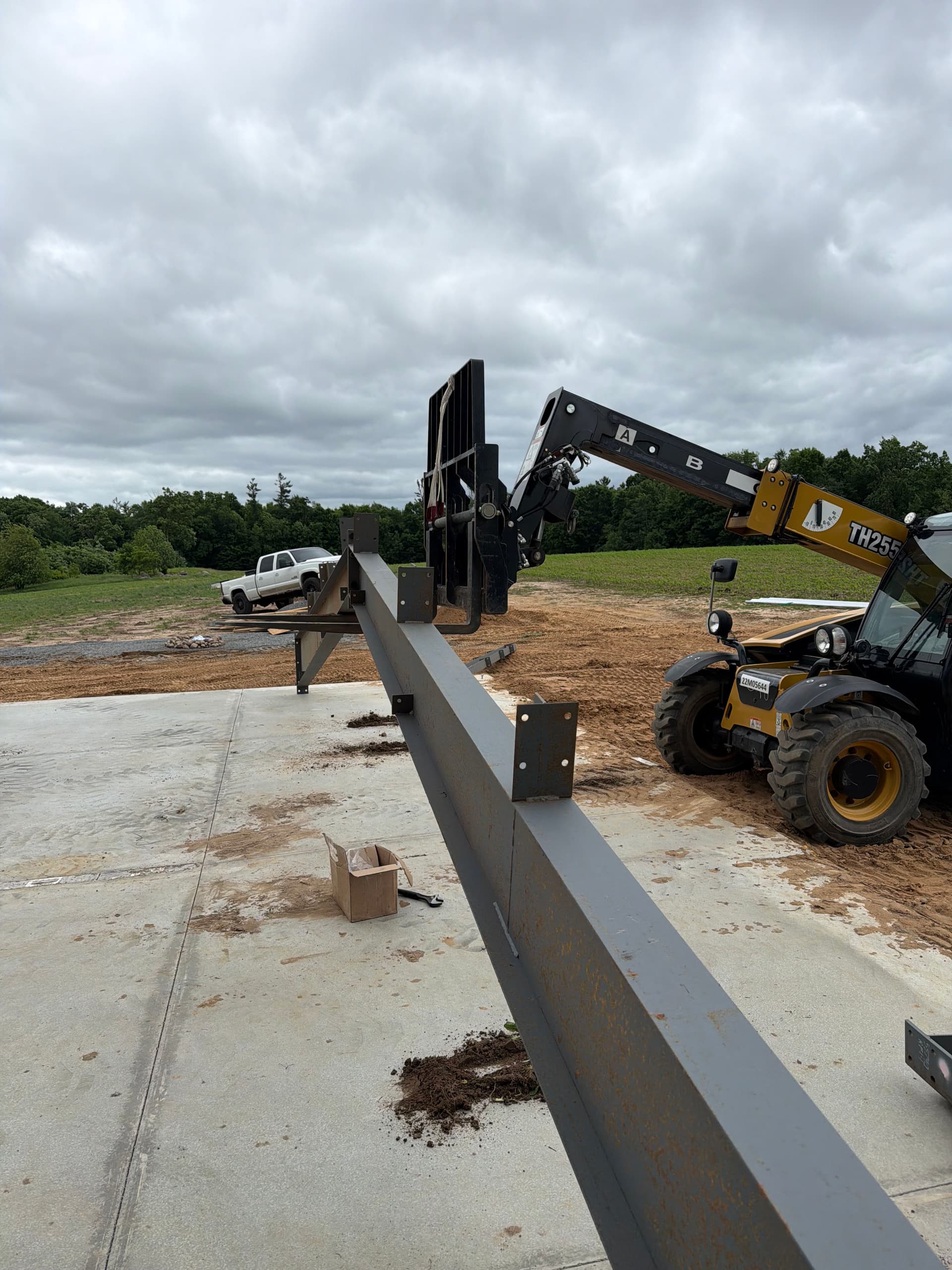 Gallery photos for 40x80 Metal Building Steel Frame Going Up: Image #2